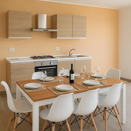 Penthouse Station Luxury Apts Le Dimore 브린디시