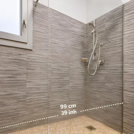 Penthouse Station Luxury Apts Le Dimore 브린디시